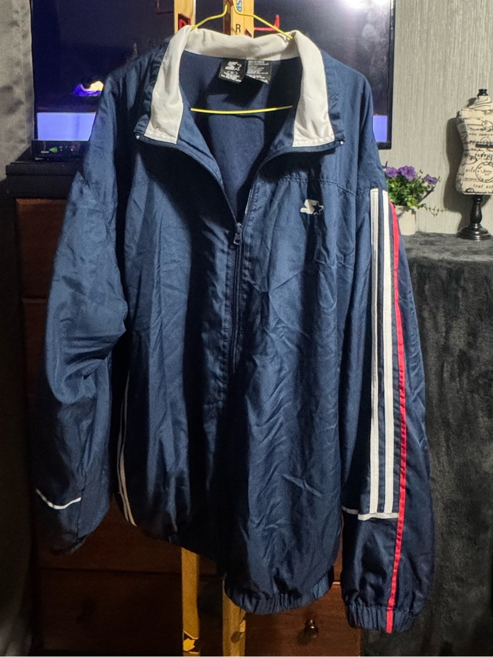 38. Retro 90’s Starter Navy Blue & White Stripe Track Windbreaker Jacket XL